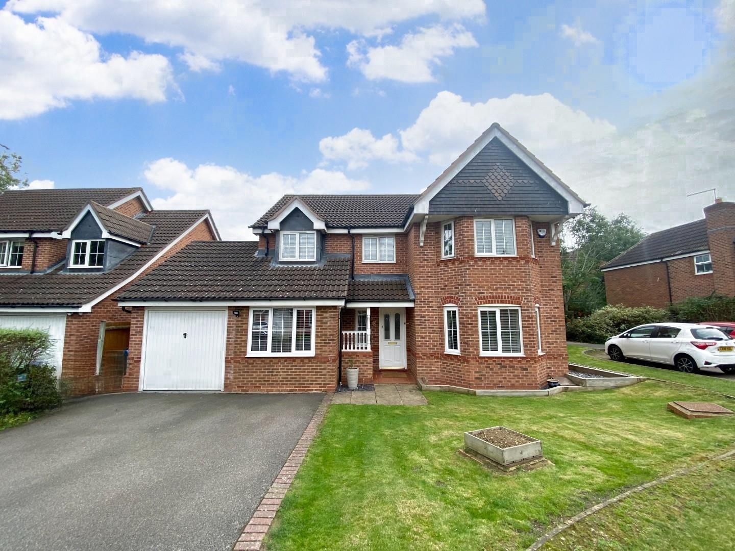 Wren Close, Grange Park O'Riordan Bond